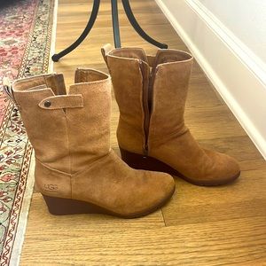Ugh calf wedge water proof boot